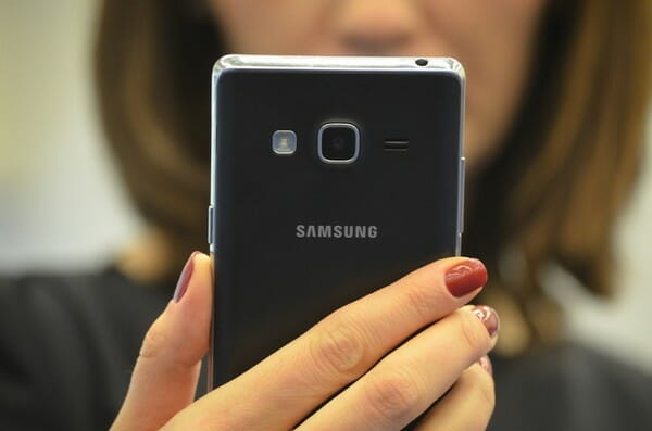 Samsung представила Tizen-смартфон Z3 для корпоративных и государственных проектов