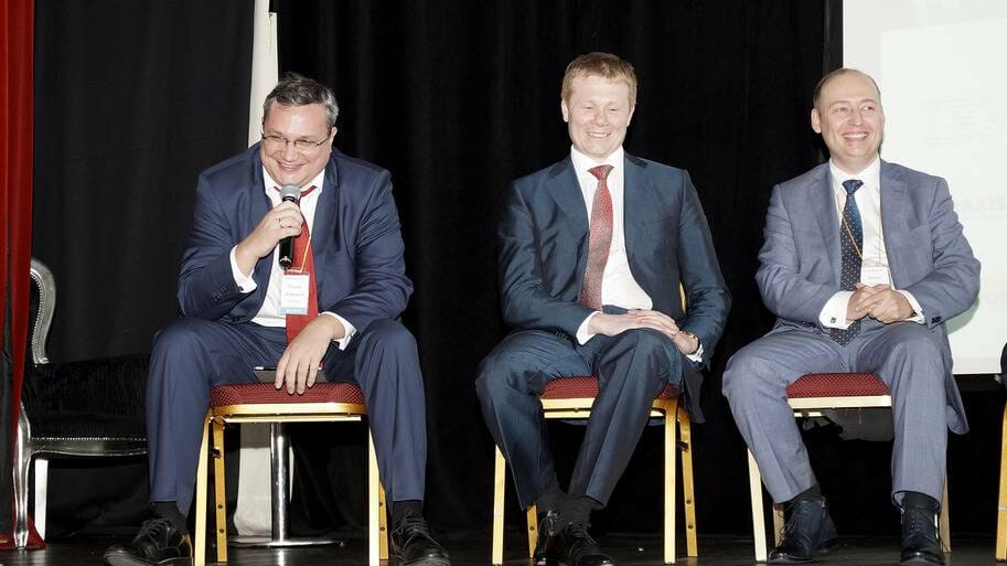 На вопросы слушателей отвечают (слева направо) Павел Алфёров, Андрей Бадин и Денис Базин