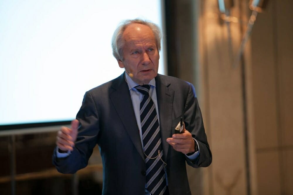 Профессор Август-Вильгельм Шеер