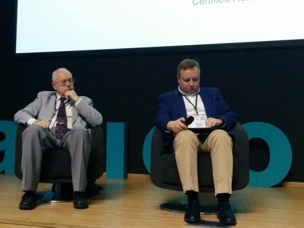 Игорь Липсиц, доктор экономических наук, профессор, НИУ Высшая Школа Экономики, и Андрей Филатов, генеральный директор IBM Россия
